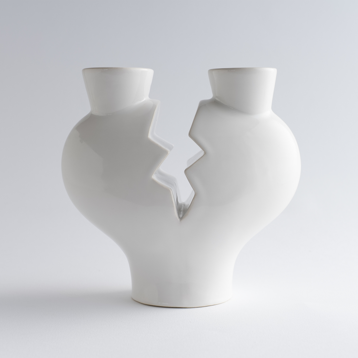 BROKEN HEART WHITE