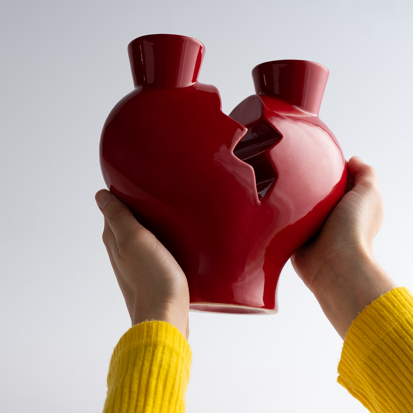 BROKEN HEART RED