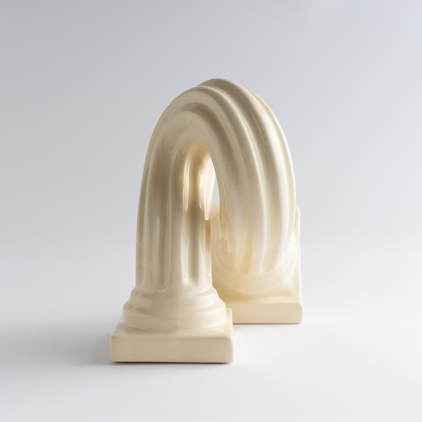 WALKING COLUMN BUTTER
