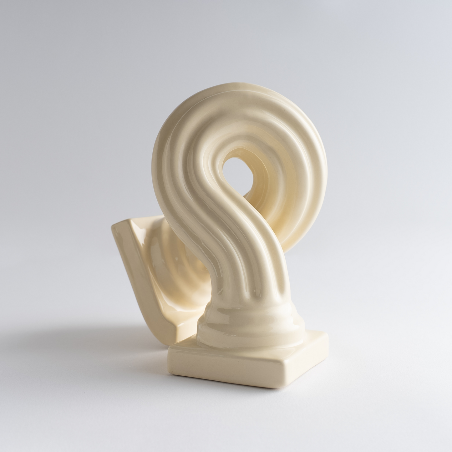 WALKING COLUMN BUTTER